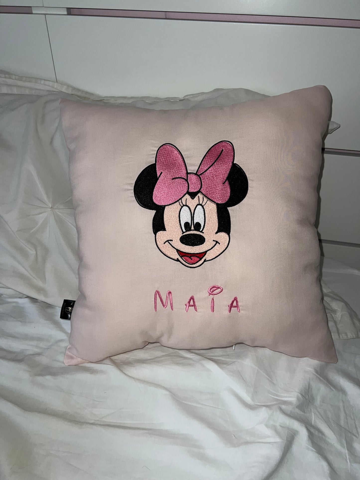 🎀Minnie Mouse-Custom Pillow🎀